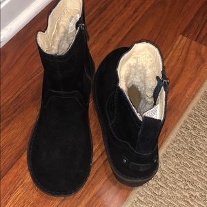 Ladies UGG boots